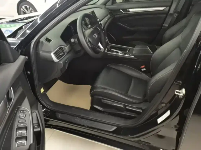 Honda Inspire — Фото автомобиля 15