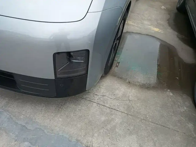 Li Auto MEGA — Фото автомобиля 23
