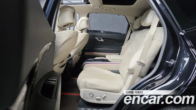 Genesis GV80 — Фото автомобиля 12