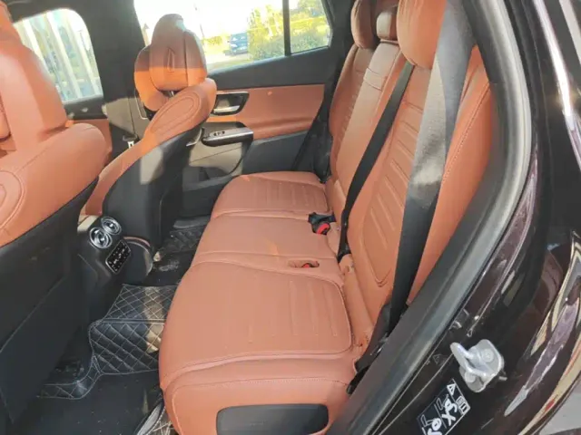 Mercedes-Benz GLC-Class — Фото автомобиля 16