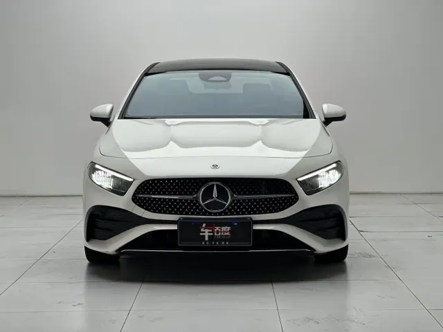 Mercedes-Benz A-Class — Фото автомобиля 2