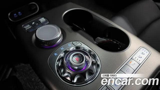 Genesis GV60 — Фото автомобиля 9