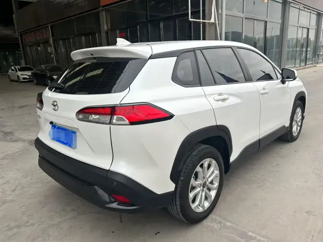 Toyota Frontlander — Фото автомобиля 6