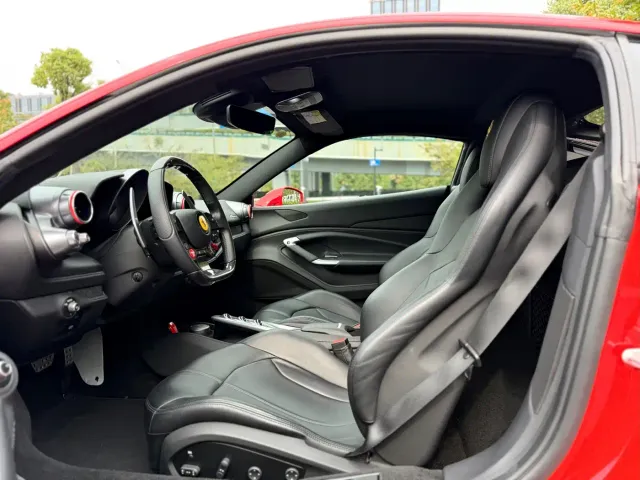 Ferrari F8 — Фото автомобиля 8