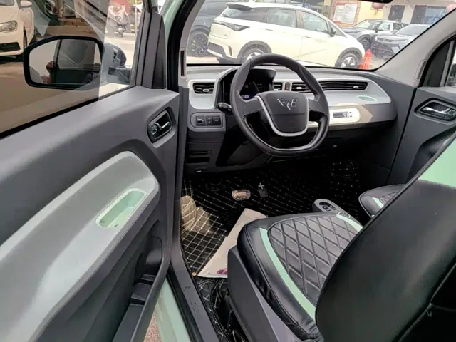 Wuling Hongguang Mini EV — Фото автомобиля 15