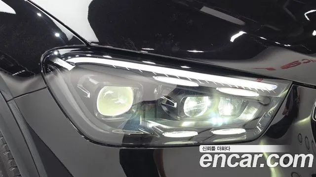 Mercedes-Benz GLE-Class — Фото автомобиля 15