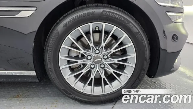 Genesis G80 RG3 — Фото автомобиля 6