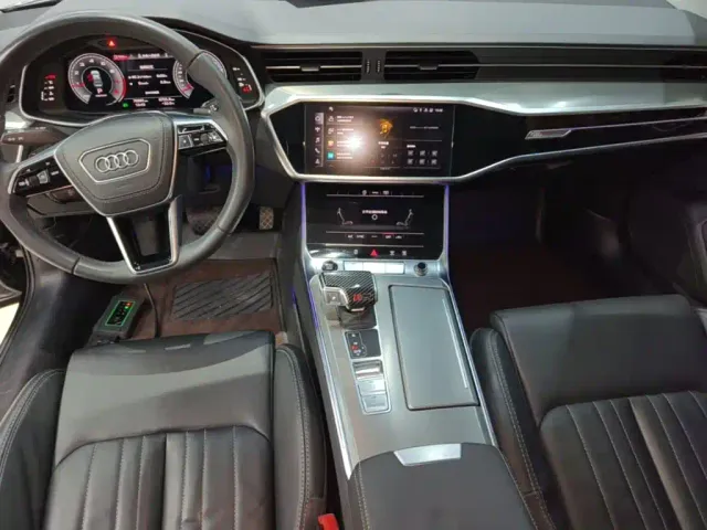 Audi A6L — Фото автомобиля 9