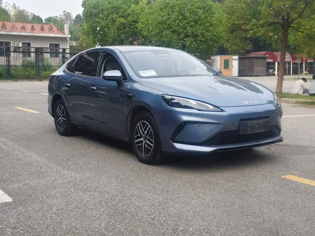 BYD Seal 05 DM-i — Фото автомобиля 3