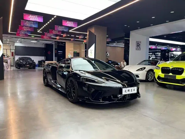 McLaren GT — Фото автомобиля 3