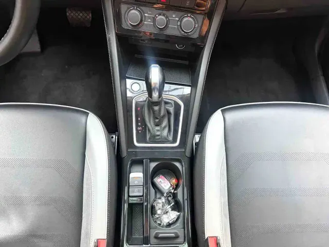Jetta VS7 — Фото автомобиля 9