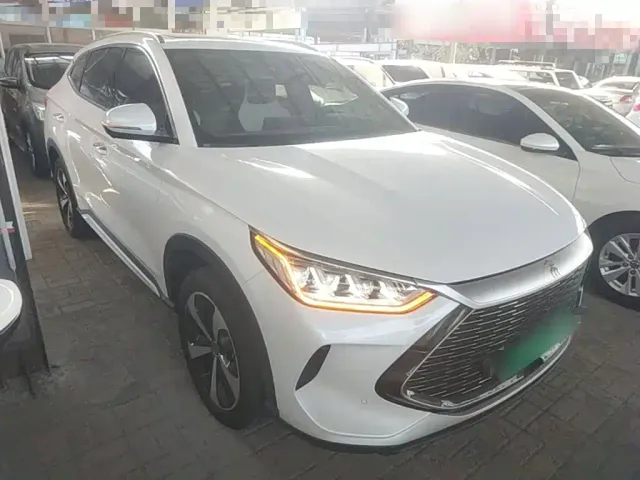 BYD Song PLUS — Фото автомобиля 3