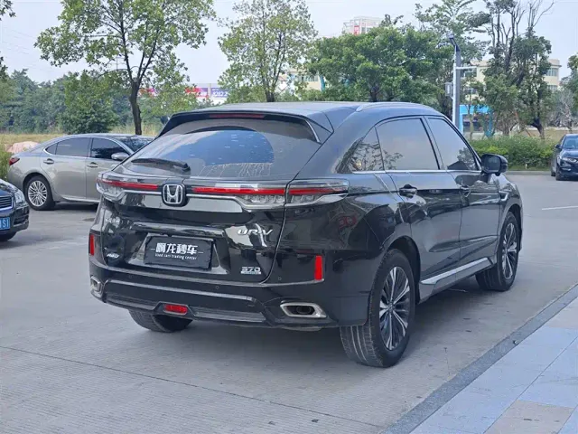 Honda UR-V — Фото автомобиля 9