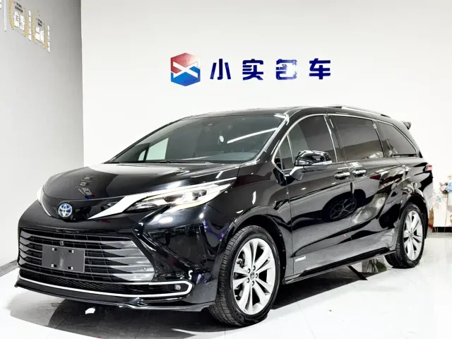 Фотография автомобиля — Toyota Sienna