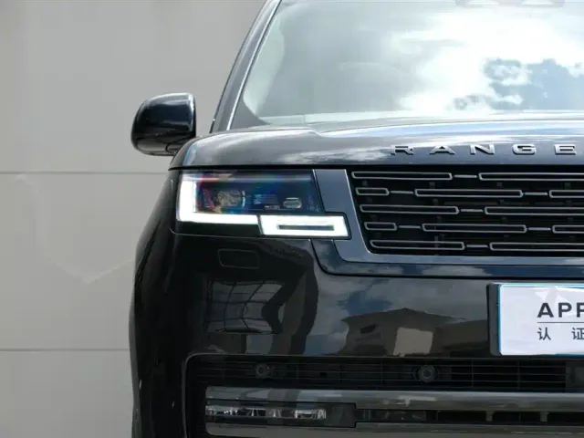 Land Rover Range Rover — Фото автомобиля 19