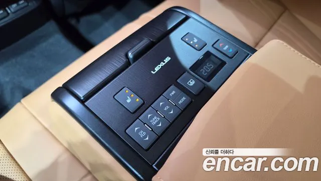 Lexus ES 7th Gen — Фото автомобиля 28