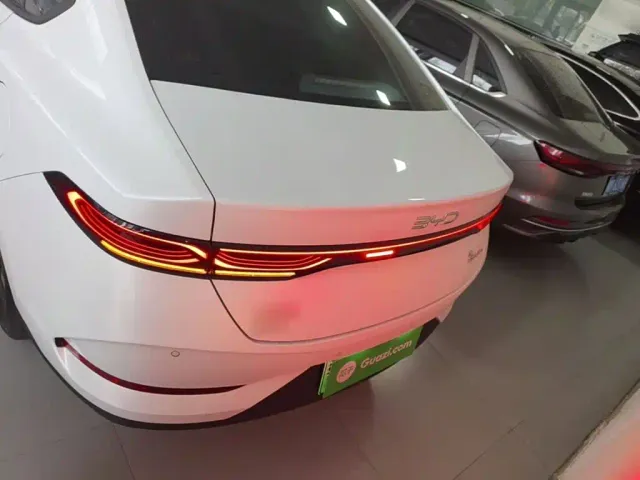 BYD Qin PLUS — Фото автомобиля 5