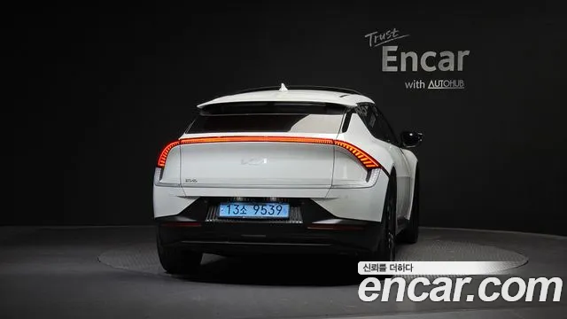 Kia EV6 — Фото автомобиля 4