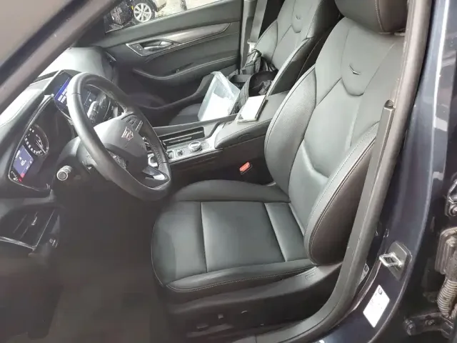 Cadillac CT5 — Фото автомобиля 6