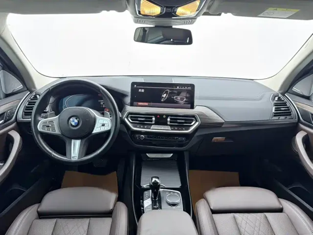 BMW X3 — Фото автомобиля 16