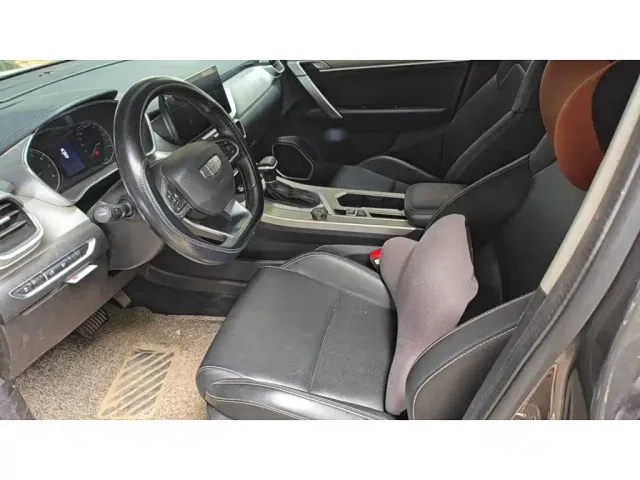 Geely Binyue — Фото автомобиля 3