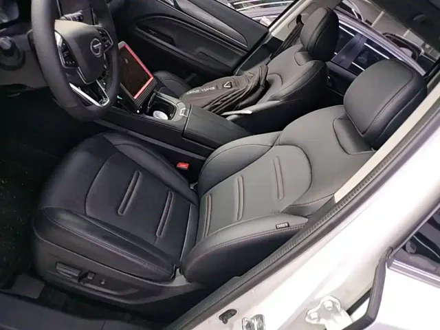 GAC Trumpchi GS4 PLUS — Фото автомобиля 14
