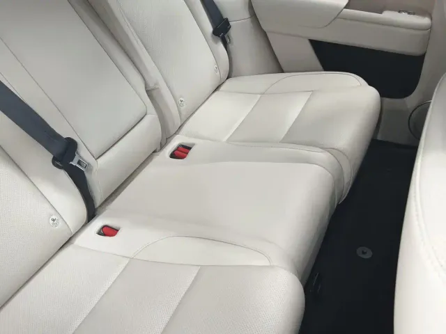 Li Auto L7 — Фото автомобиля 6