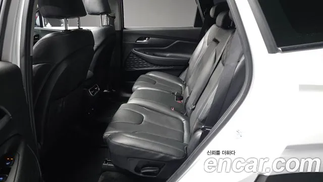Hyundai Santa Fe Santa Fe (New) — Фото автомобиля 15