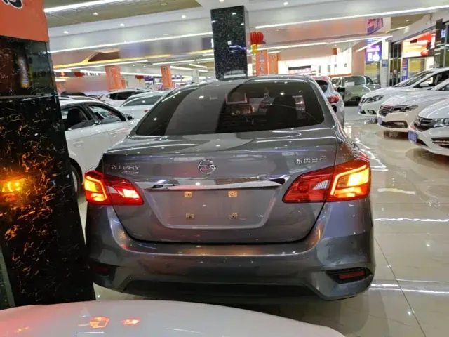 Nissan Sylphy — Фото автомобиля 5