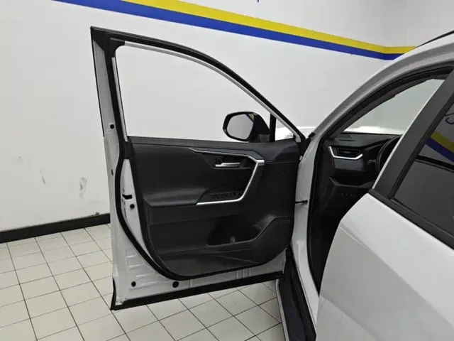 Toyota Wildlander — Фото автомобиля 7