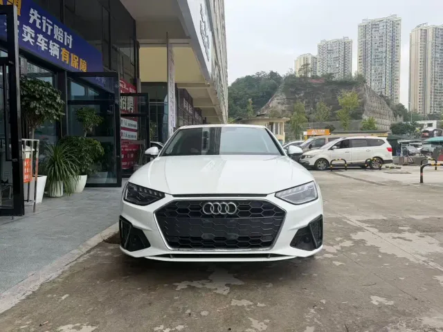 Audi A4L — Фото автомобиля 2