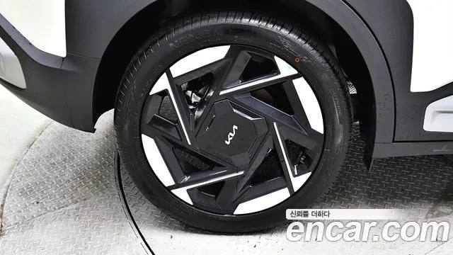 Kia Seltos Generation 2 — Фото автомобиля 8