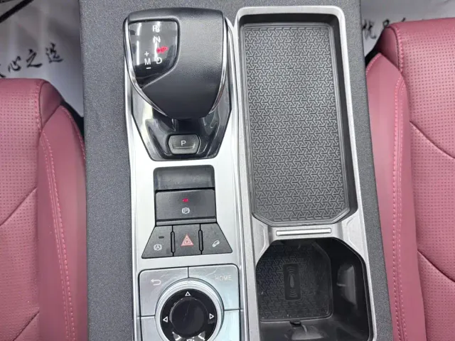 Jetour X70 Plus — Фото автомобиля 17