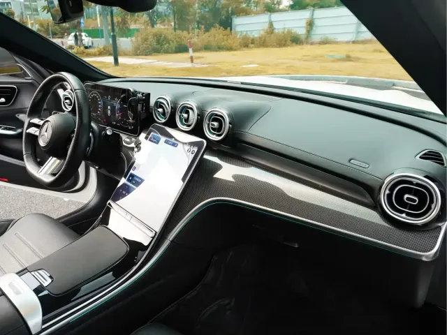 Mercedes-Benz C-Class — Фото автомобиля 20