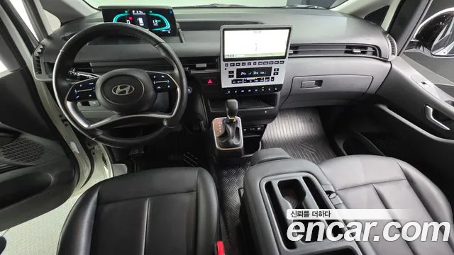 Hyundai Staria — Фото автомобиля 10