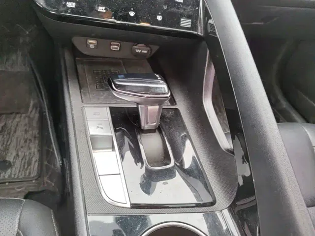 Hyundai Elantra — Фото автомобиля 13