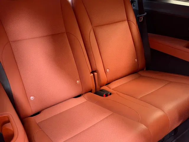 Li Auto L9 — Фото автомобиля 9