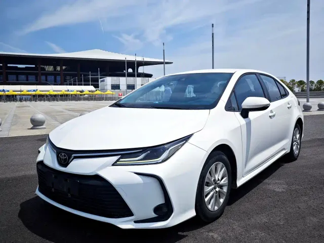 Фотография автомобиля — Toyota Corolla