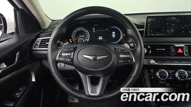 Genesis G70 — Фото автомобиля 13