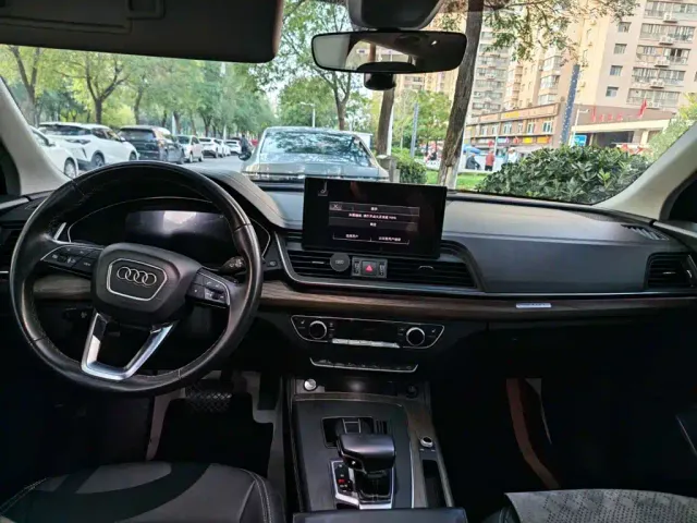 Audi Q5L — Фото автомобиля 6