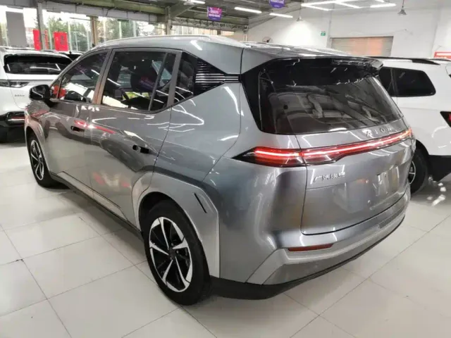 GAC Aion Y — Фото автомобиля 4