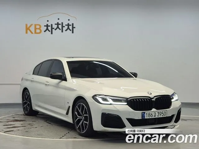 BMW 5 Series G30 — Фото автомобиля 4