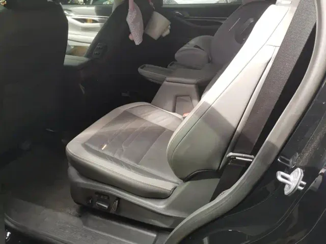 Ford Edge — Фото автомобиля 11