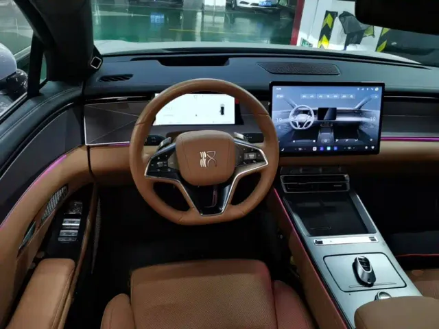 BYD Han L — Фото автомобиля 6