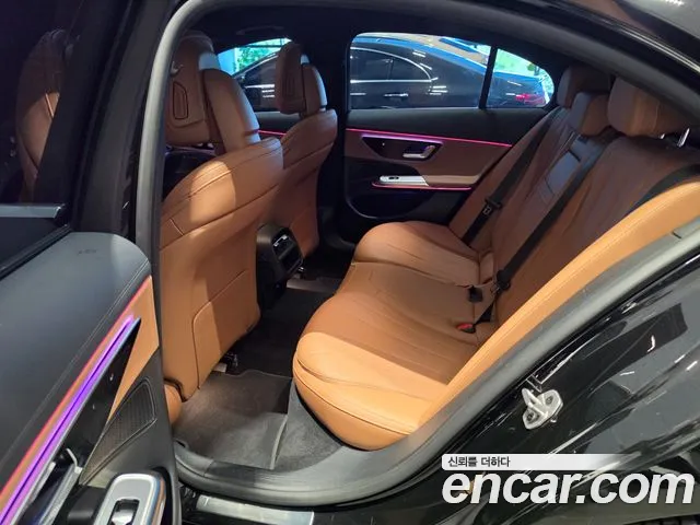 Mercedes-Benz E-Class W214 — Фото автомобиля 10