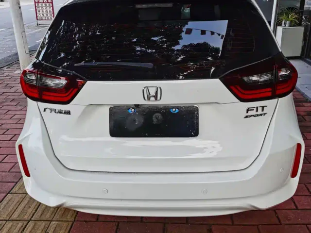 Honda Fit 2021 1.5L CVT Sporty Edition — Фото автомобиля 8