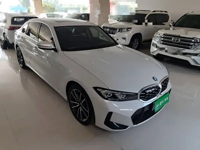 BMW 3 Series — Фото автомобиля 3