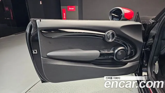 MINI Cooper — Фото автомобиля 13
