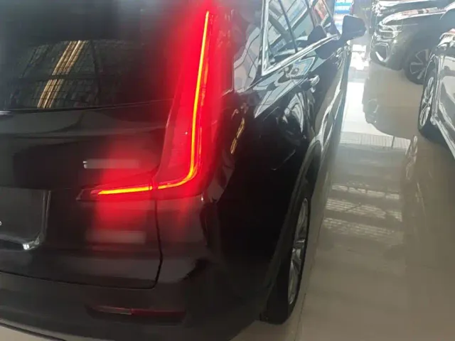 Cadillac XT4 — Фото автомобиля 23
