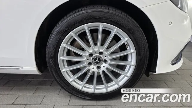 Mercedes-Benz E-Class W213 — Фото автомобиля 21